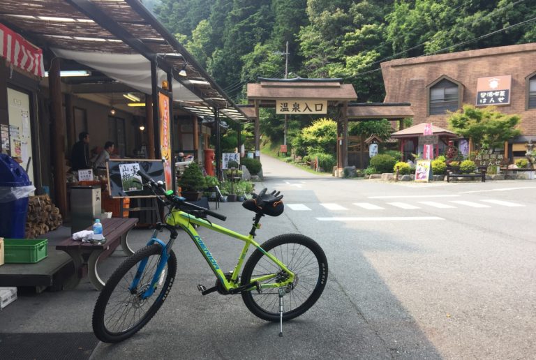 車で5分 自転車でなんぷん